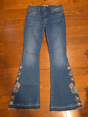 DRIFTWOOD Farrah Floral Embroidery Flare Jeans 26